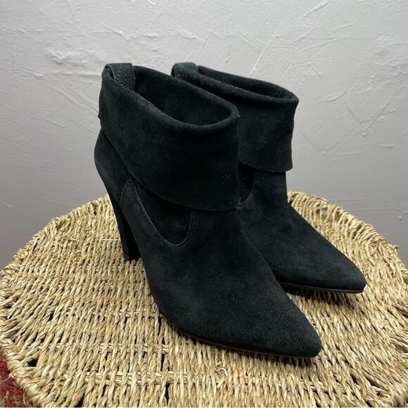 SCHUTZ Slouchy Booties Womens Size 8 Black Suede Heeled Boots Staple Classy Chic - Picture 3 of 10